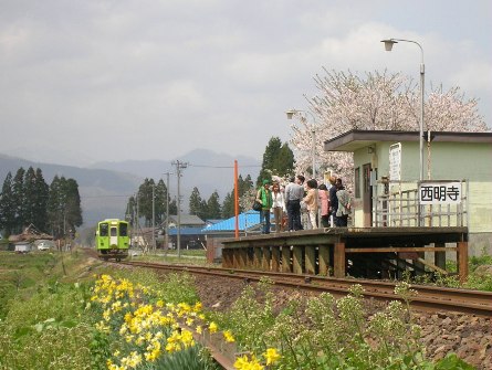 秋田內陸縱貫鐵道(角館~松葉)~鐵道列車欣賞沿路美景