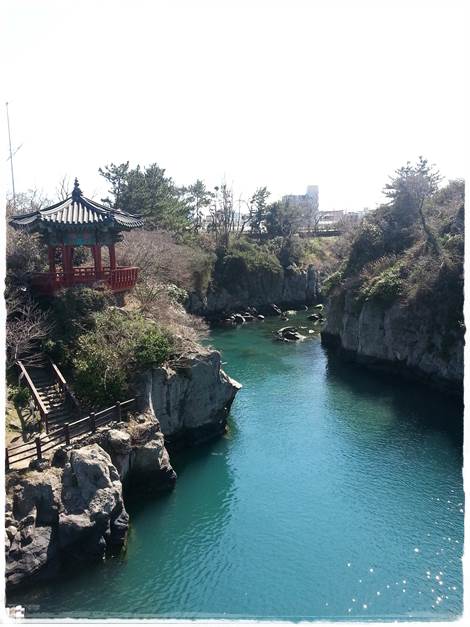 龍淵峽谷